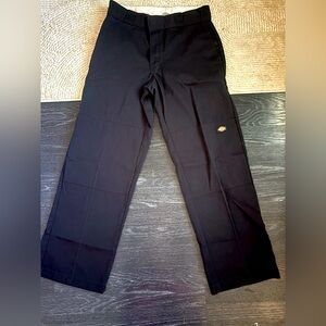 Dickies Loose Fit work pants women’sMedium